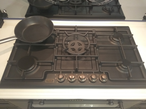 Кухонный гарнитур на заказ Селеста Г