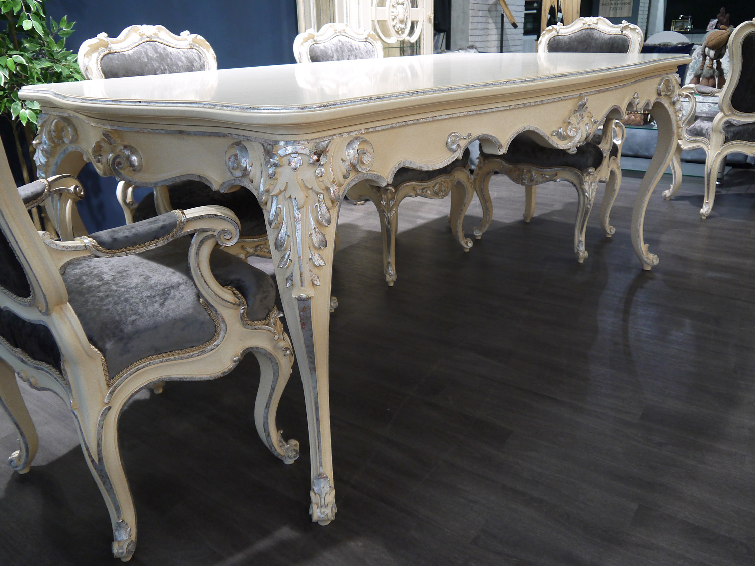 Кухонный гарнитур на заказ ГАУДИ кухня