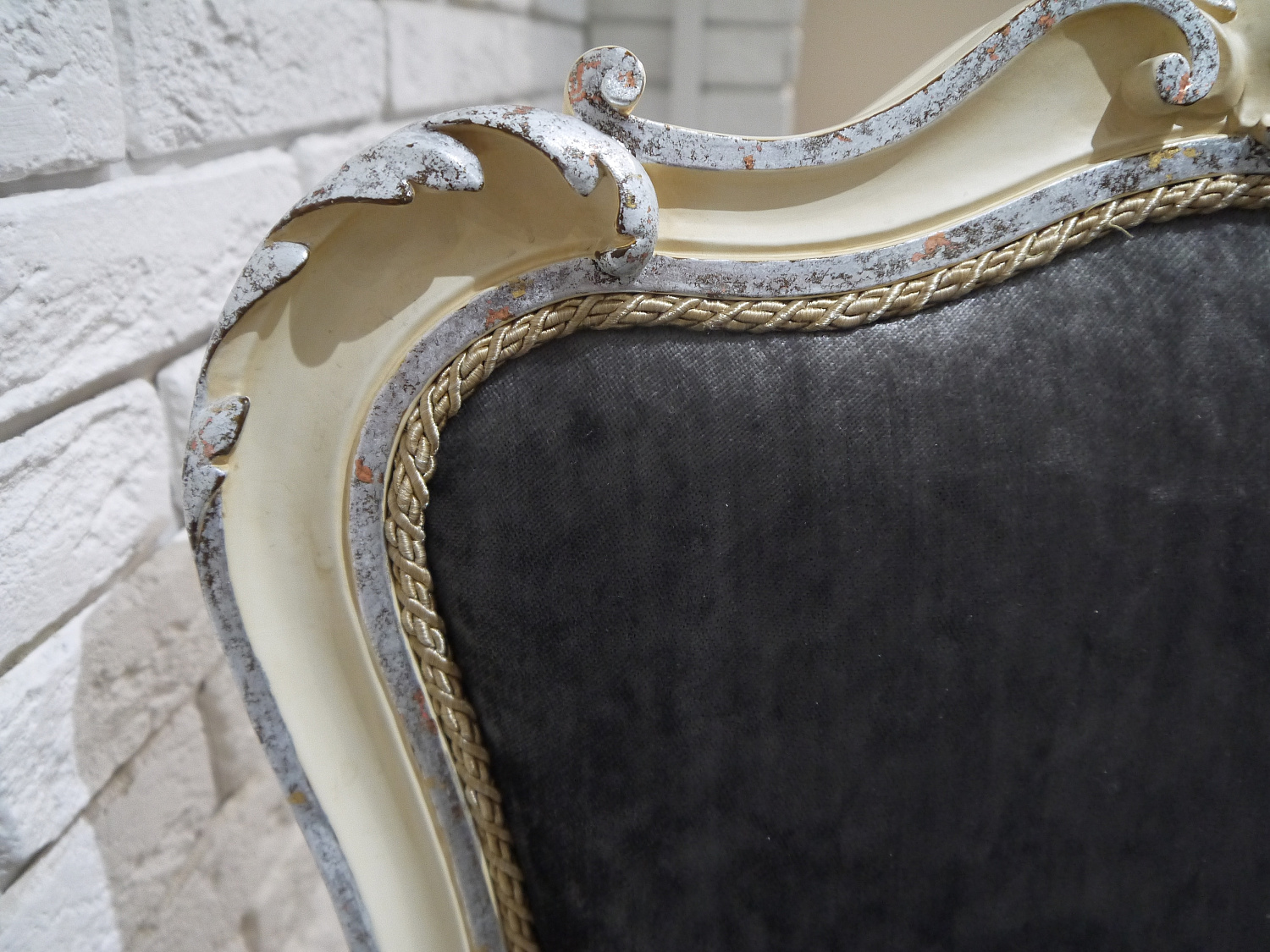 Кухонный гарнитур на заказ ГАУДИ кухня