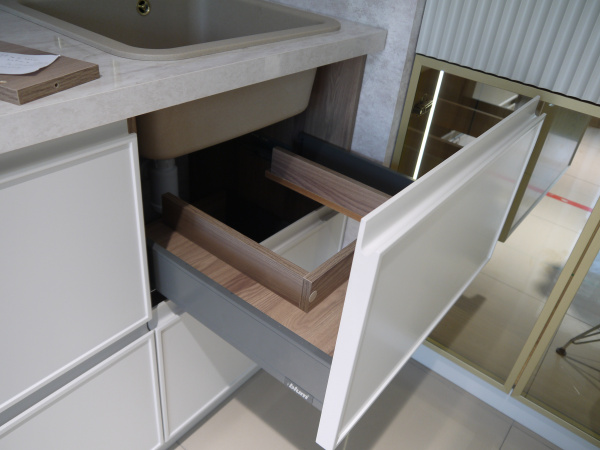 Кухонный гарнитур на заказ ПЭНСЛ