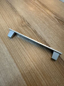 №3, Ручка мебельная noNAME FS-111 Сатин светлый 128мм, Ручка-скоба Г-20 , 54209-A, в наличии -  4 шт 128 Металл, , Новый №3, Ручка мебельная noNAME FS-111 Сатин светлый 128мм, Ручка-скоба Г-20 , 54209-A, в наличии -  4 шт 128 Металл, , Новый