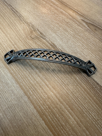 №26, Ручка мебельная noNAME Ручка-скоба FS-144 096 старое олово, в наличии -  1 шт 96 Металл, , Новый