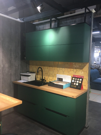 Кухонный гарнитур на заказ Мателюкс