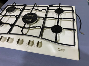 №31  Варочная панель Газовая Hotpoint-Ariston PC 750 T R/HA бежевая без уп