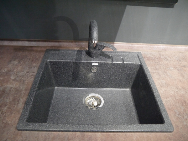 Кухонный гарнитур на заказ ЛОФТ ДМ