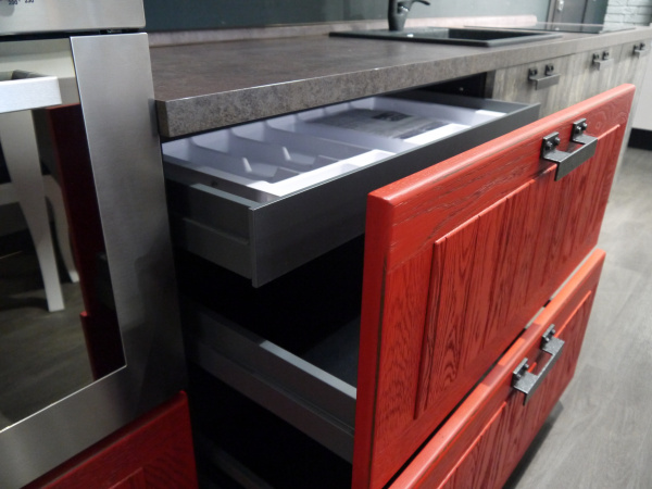 Кухонный гарнитур на заказ ЛОФТ ДМ