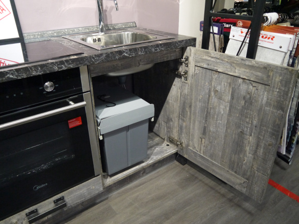 Кухонный гарнитур на заказ Кухонный гарнитур Шервуд  Лофт А