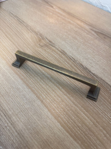 №33, Ручка мебельная noNAME Ручка-скоба, 160 мм, оксидированная бронза (RS-085-160 OAB), в наличии -  2 шт 160 Металл, , Новый