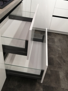 Кухонный гарнитур на заказ СИМПЛ М