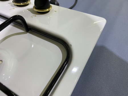 №6 Варочная панель Газовая KRONA IGM 2614 ER/L white без уп решетки с царапинками