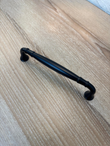 №10, Ручка мебельная noNAME Ручка - скоба Ursula RS433BL.4_96 черный матовый (XH201 ) , в наличии -  3 шт 96 Металл, , Новый