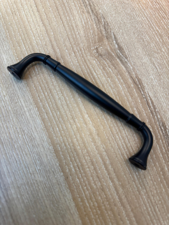 №10, Ручка мебельная noNAME Ручка - скоба Ursula RS433BL.4_96 черный матовый (XH201 ) , в наличии -  3 шт 96 Металл, , Новый