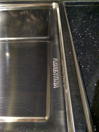 Кухонный гарнитур на заказ Экспрессия (Трио)